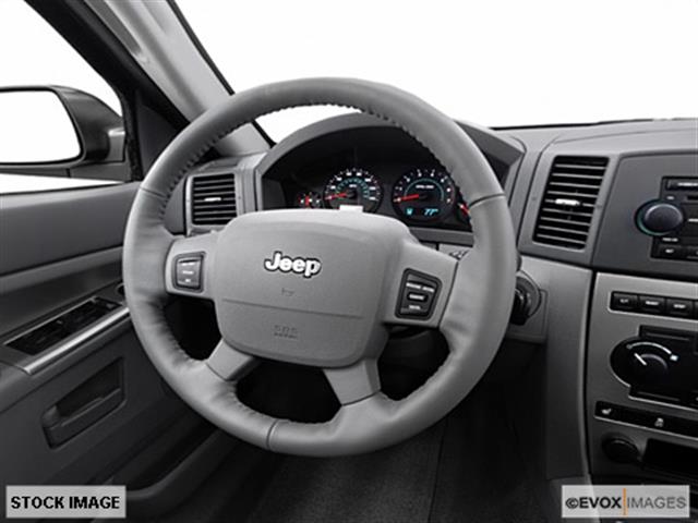 Jeep Grand Cherokee 2005 photo 4