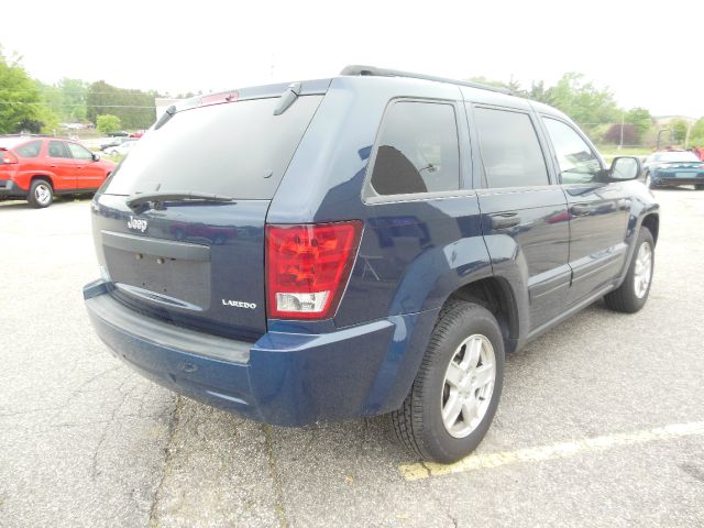 Jeep Grand Cherokee 2005 photo 12