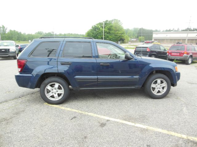 Jeep Grand Cherokee 2005 photo 15