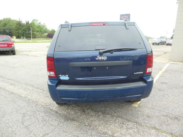 Jeep Grand Cherokee 2005 photo 16