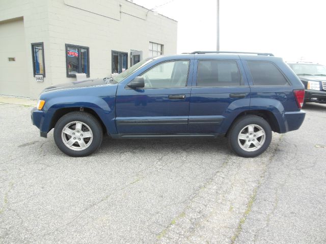 Jeep Grand Cherokee 2005 photo 17