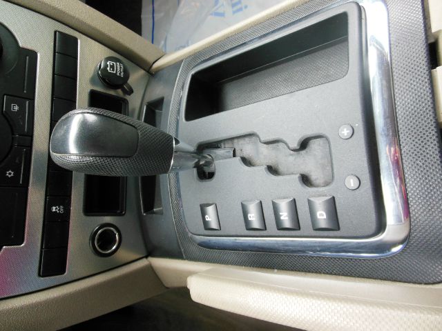 Jeep Grand Cherokee 2005 photo 4
