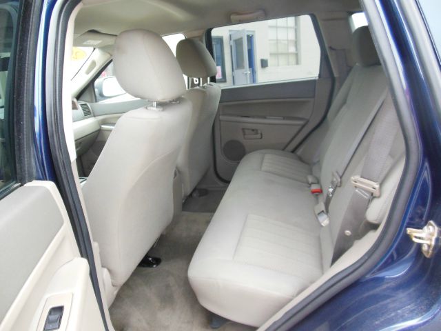 Jeep Grand Cherokee 2005 photo 6