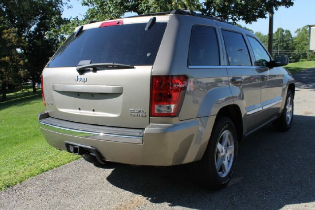 Jeep Grand Cherokee 2005 photo 4