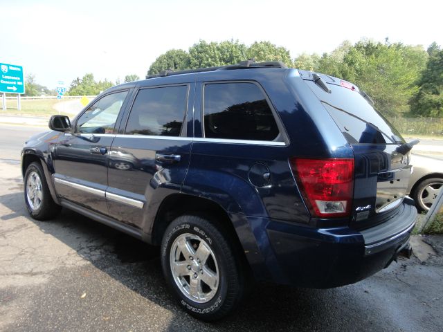 Jeep Grand Cherokee 2005 photo 4