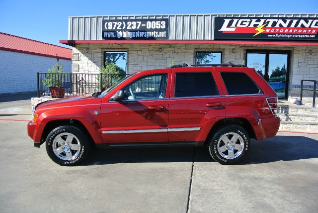 Jeep Grand Cherokee Super SUV