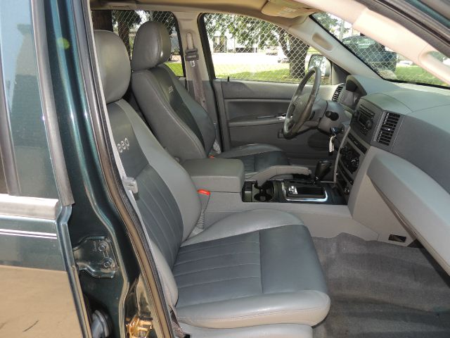 Jeep Grand Cherokee 2005 photo 3