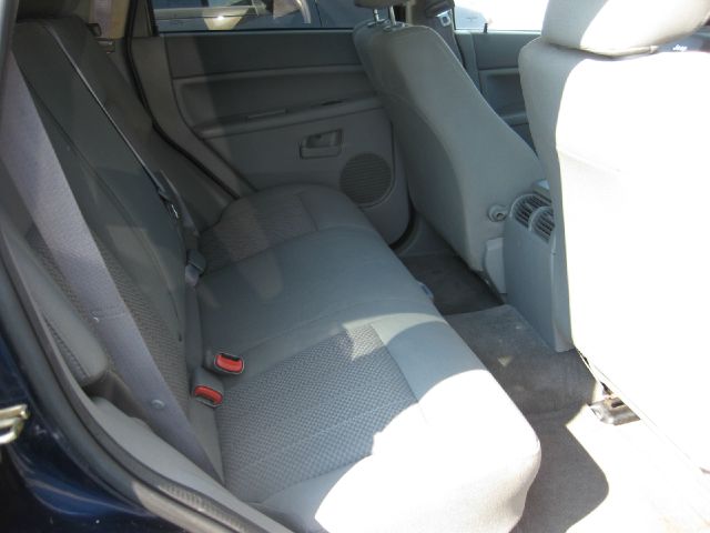 Jeep Grand Cherokee 2005 photo 7