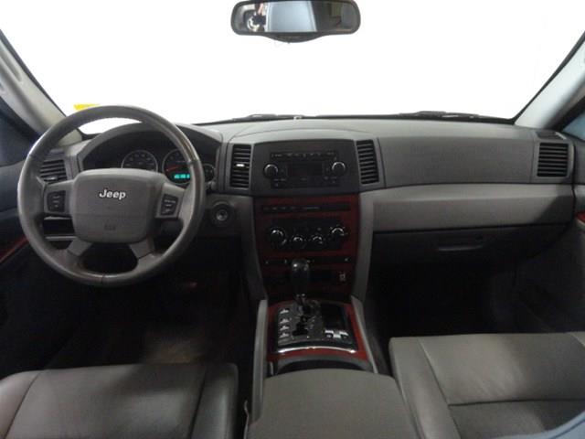 Jeep Grand Cherokee 2005 photo 1