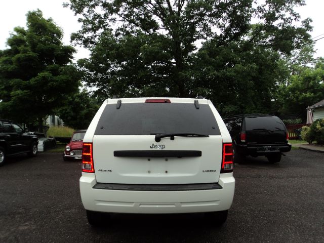 Jeep Grand Cherokee Base W/nav.sys SUV
