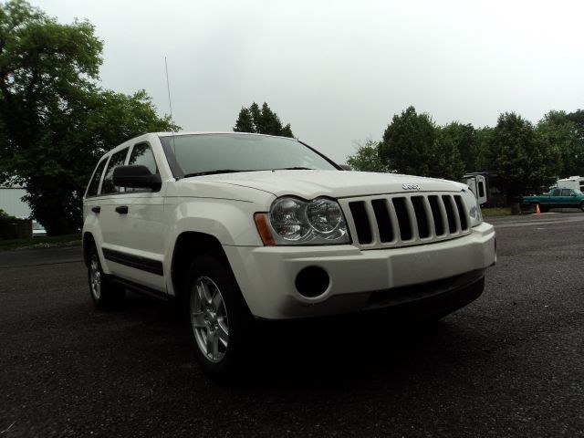 Jeep Grand Cherokee 2005 photo 3