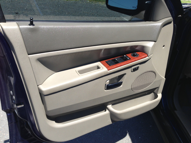 Jeep Grand Cherokee 2005 photo 12
