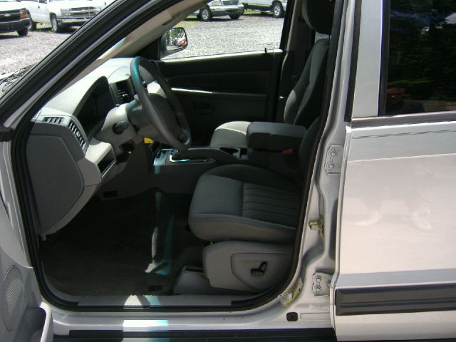 Jeep Grand Cherokee 2005 photo 1