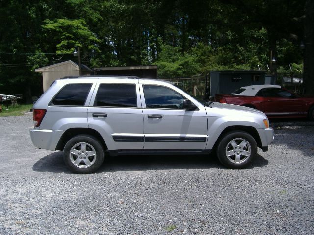 Jeep Grand Cherokee 2005 photo 7