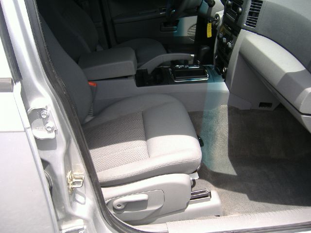 Jeep Grand Cherokee 2005 photo 8