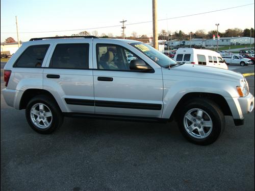 Jeep Grand Cherokee 2005 photo 1