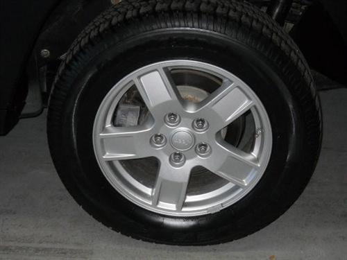 Jeep Grand Cherokee 2005 photo 3