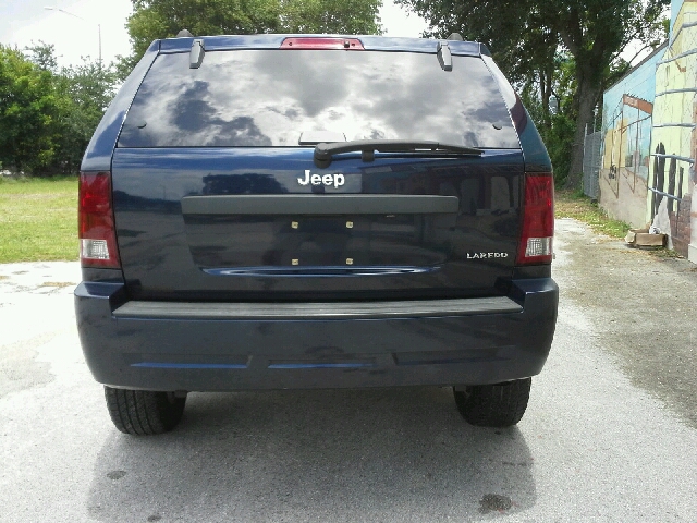 Jeep Grand Cherokee 2005 photo 15