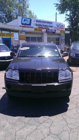 Jeep Grand Cherokee Base W/nav.sys SUV