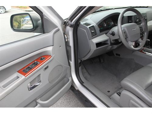 Jeep Grand Cherokee 2005 photo 3