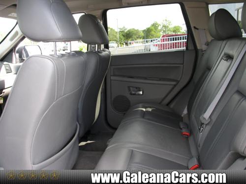 Jeep Grand Cherokee 2005 photo 2