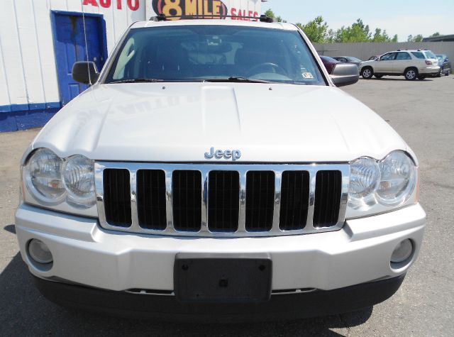 Jeep Grand Cherokee 2005 photo 3