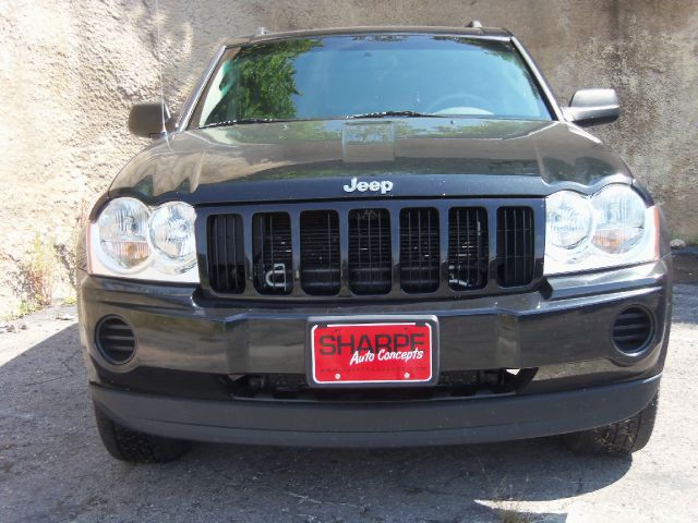 Jeep Grand Cherokee 2005 photo 2