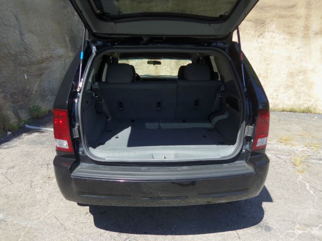 Jeep Grand Cherokee 2005 photo 4