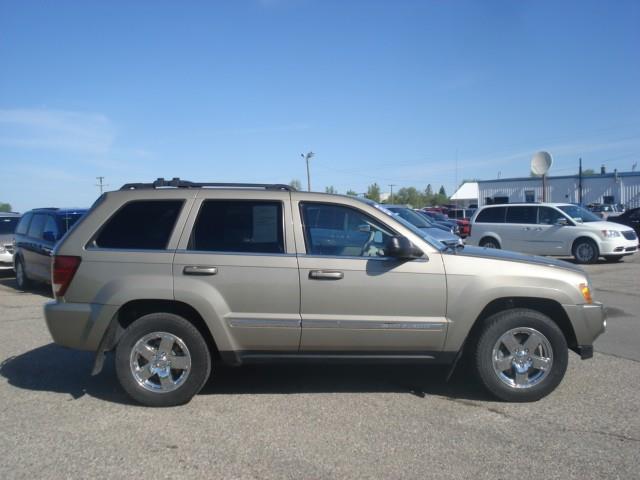 Jeep Grand Cherokee 2005 photo 4