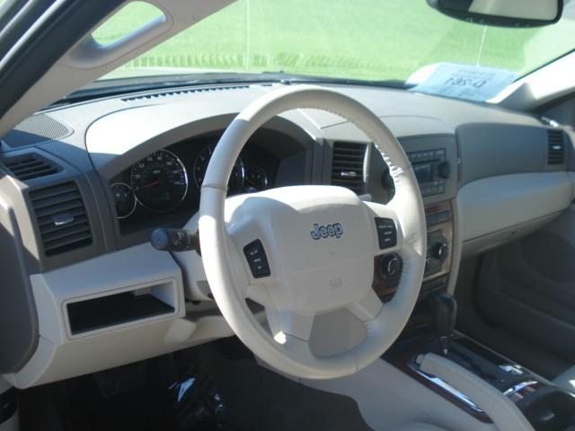 Jeep Grand Cherokee 2005 photo 5
