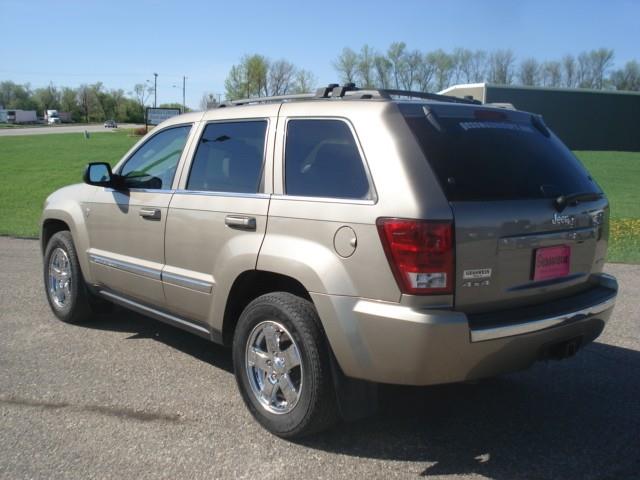 Jeep Grand Cherokee 2005 photo 6