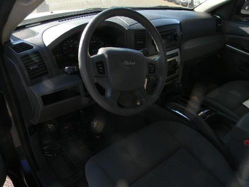 Jeep Grand Cherokee 2005 photo 5