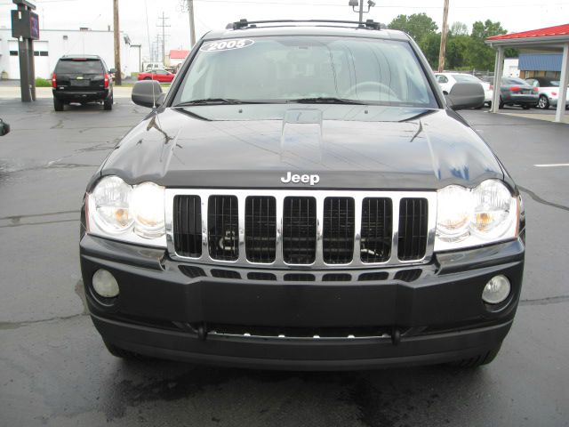 Jeep Grand Cherokee Super SUV