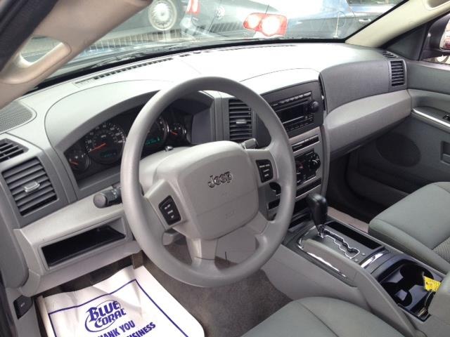 Jeep Grand Cherokee Base W/nav.sys SUV