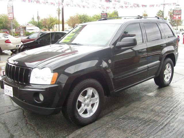Jeep Grand Cherokee 2005 photo 1