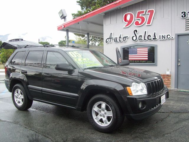 Jeep Grand Cherokee 2005 photo 3