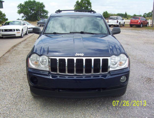 Jeep Grand Cherokee 2005 photo 2