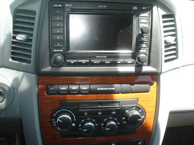Jeep Grand Cherokee 2005 photo 1