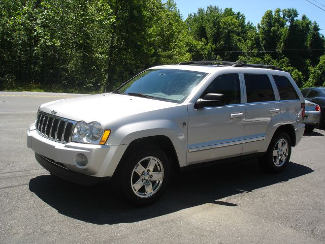 Jeep Grand Cherokee 2005 photo 10