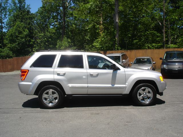 Jeep Grand Cherokee 2005 photo 15