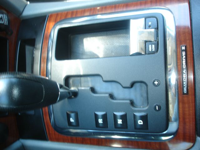 Jeep Grand Cherokee 2005 photo 3