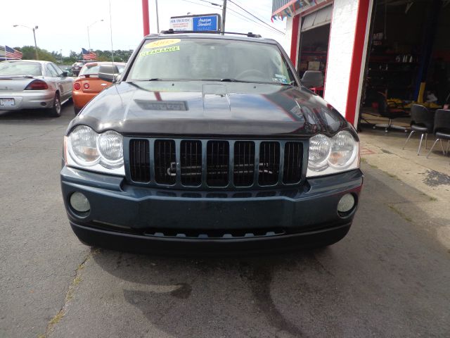 Jeep Grand Cherokee 2005 photo 3
