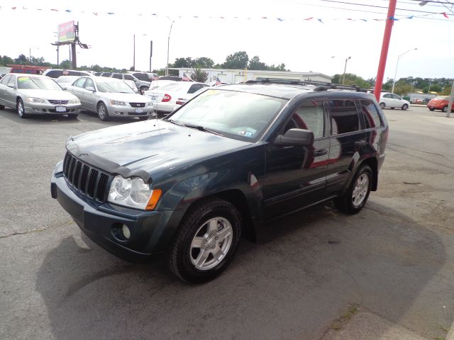 Jeep Grand Cherokee 2005 photo 4