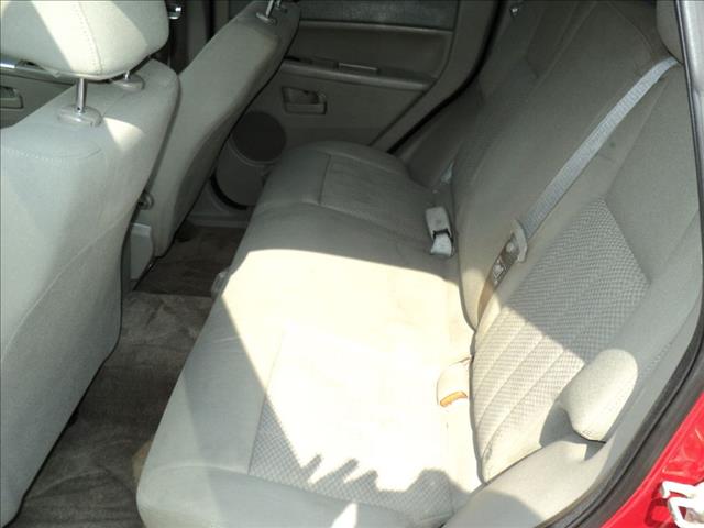 Jeep Grand Cherokee 2005 photo 4