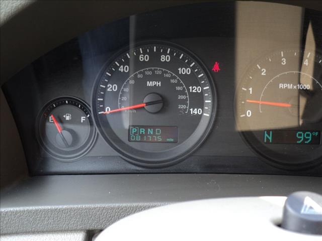 Jeep Grand Cherokee 2005 photo 6