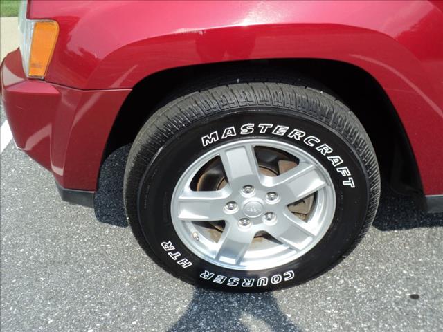 Jeep Grand Cherokee 2005 photo 8