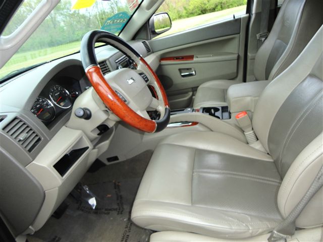 Jeep Grand Cherokee 2005 photo 10