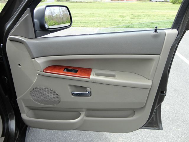 Jeep Grand Cherokee 2005 photo 5