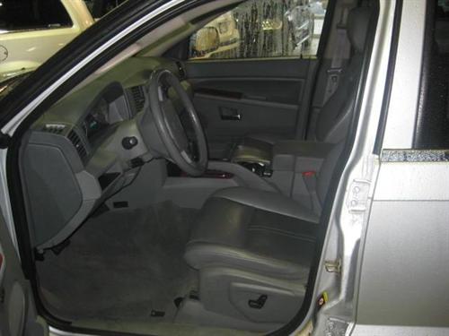 Jeep Grand Cherokee 2005 photo 2