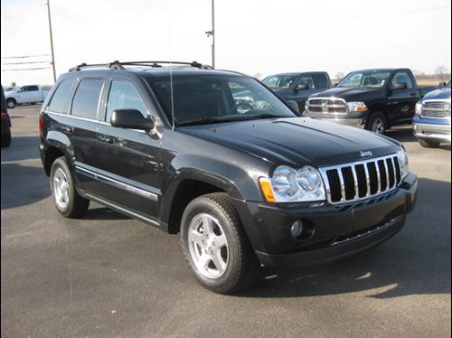 Jeep Grand Cherokee 2005 photo 2